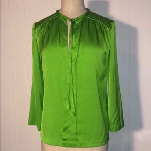 Diane Von Furstenberg Green Ruffled 3/4 Sleeve Blouse